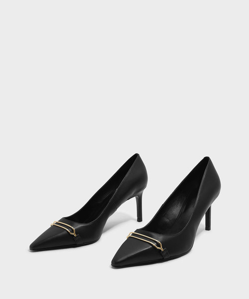 CHARLES & KEITH(チャールズ & キース)の「メタリックディテールパンプス / METALLIC DETAIL PUMPS(パンプス・レディース・レッド/ライトベージュ/ブラック・22.5cm/23.5cm/23cm/24.5cm/25cm)」の4枚目の写真