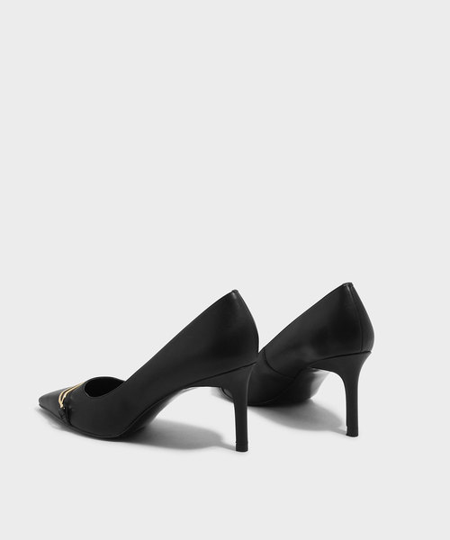 CHARLES & KEITH(チャールズ & キース)の「メタリックディテールパンプス / METALLIC DETAIL PUMPS(パンプス・レディース・レッド/ライトベージュ/ブラック・22.5cm/23.5cm/23cm/24.5cm/25cm)」の5枚目の写真
