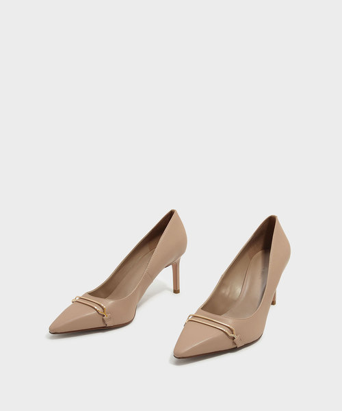 CHARLES & KEITH(チャールズ & キース)の「メタリックディテールパンプス / METALLIC DETAIL PUMPS(パンプス・レディース・レッド/ライトベージュ/ブラック・22.5cm/23.5cm/23cm/24.5cm/25cm)」の7枚目の写真