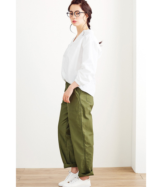 Live in comfort（リブインコンフォート）の「リブ　イン　コンフォート　ふわんとシルエットの華奢見せコットンプルオーバー（シャツ/ブラウス・レディース・ホワイト×ネイビー/オフホワイト/ピンク/ライトカーキ/ネイビー/ベージュ/ミント/ベージュ系その他・SMALL/LARGE/X-LARGE/XX-LARGE/MEDIUM/XXX-LARGE）」の14枚目の写真