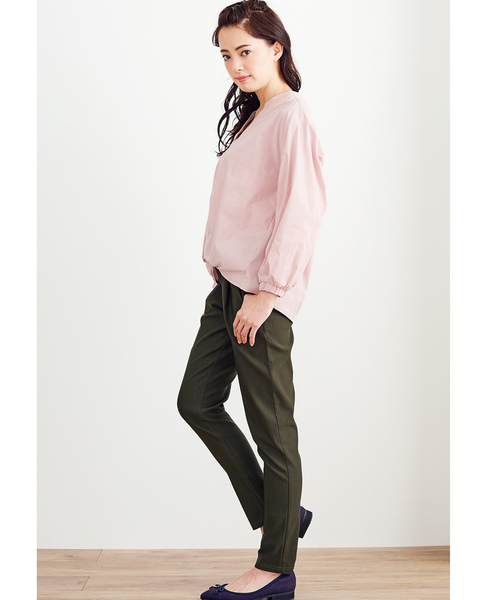 Live in comfort（リブインコンフォート）の「リブ　イン　コンフォート　ふわんとシルエットの華奢見せコットンプルオーバー（シャツ/ブラウス・レディース・ホワイト×ネイビー/オフホワイト/ピンク/ライトカーキ/ネイビー/ベージュ/ミント/ベージュ系その他・SMALL/LARGE/X-LARGE/XX-LARGE/MEDIUM/XXX-LARGE）」の15枚目の写真