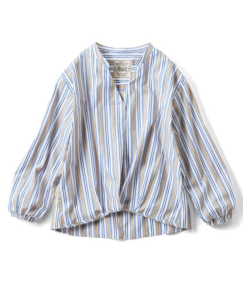 Live in comfort（リブインコンフォート）の「リブ　イン　コンフォート　ふわんとシルエットの華奢見せコットンプルオーバー（シャツ/ブラウス・レディース・ホワイト×ネイビー/オフホワイト/ピンク/ライトカーキ/ネイビー/ベージュ/ミント/ベージュ系その他・SMALL/LARGE/X-LARGE/XX-LARGE/MEDIUM/XXX-LARGE）」の4枚目の写真