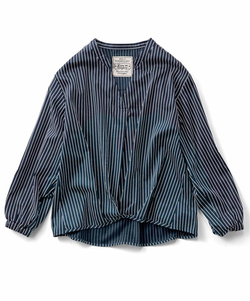 Live in comfort（リブインコンフォート）の「リブ　イン　コンフォート　ふわんとシルエットの華奢見せコットンプルオーバー（シャツ/ブラウス・レディース・ホワイト×ネイビー/オフホワイト/ピンク/ライトカーキ/ネイビー/ベージュ/ミント/ベージュ系その他・SMALL/LARGE/X-LARGE/XX-LARGE/MEDIUM/XXX-LARGE）」の21枚目の写真