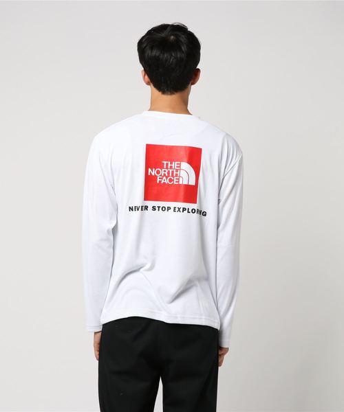 THE NORTH FACE（ザノースフェイス）の「TheNorthFace (ノースフェイス）L/S Squqre Logo Tee ロングスリーブスクエアロゴティー（Tシャツ/カットソー・メンズ・ホワイト/ブラック・MEDIUM/LARGE/X-LARGE）」の4枚目の写真