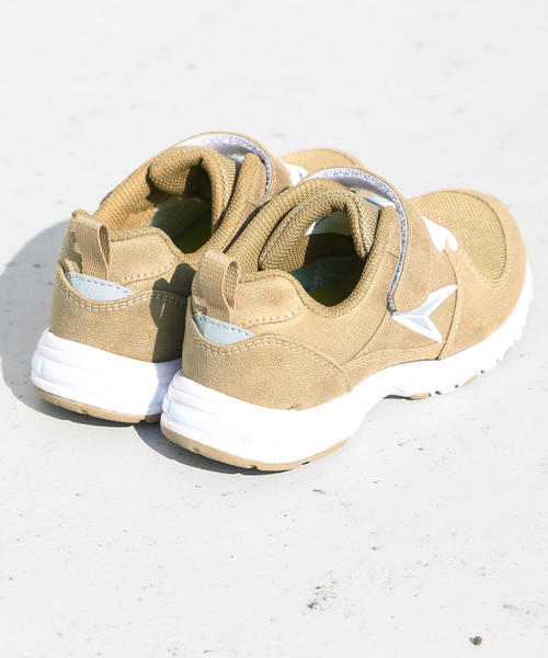 coen（コーエン）の「【coen キッズ/ジュニア】2019SS コーエン別注瞬足（シュンソク）Hi-STANDARD/ハイスタンダード/ダブルインソール（スニーカー・キッズ・ベージュ/ブラック/ロイヤルブルー・18cm/19cm/21cm/22cm/23cm/20cm）」の8枚目の写真