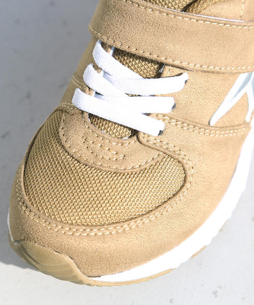 coen（コーエン）の「【coen キッズ/ジュニア】2019SS コーエン別注瞬足（シュンソク）Hi-STANDARD/ハイスタンダード/ダブルインソール（スニーカー・キッズ・ベージュ/ブラック/ロイヤルブルー・18cm/19cm/21cm/22cm/23cm/20cm）」の12枚目の写真