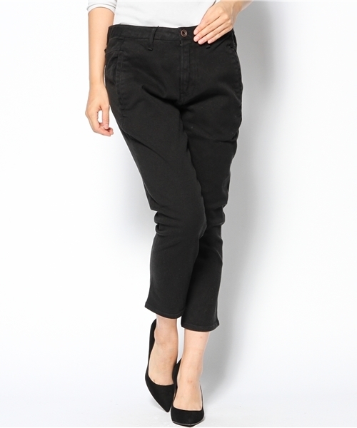 NANO universe（ナノユニバース）の「FF/3Dサルエルテーパードチノパンツ（チノパンツ・レディース・オフホワイト/ブルー/ブラック・36/38）」の15枚目の写真