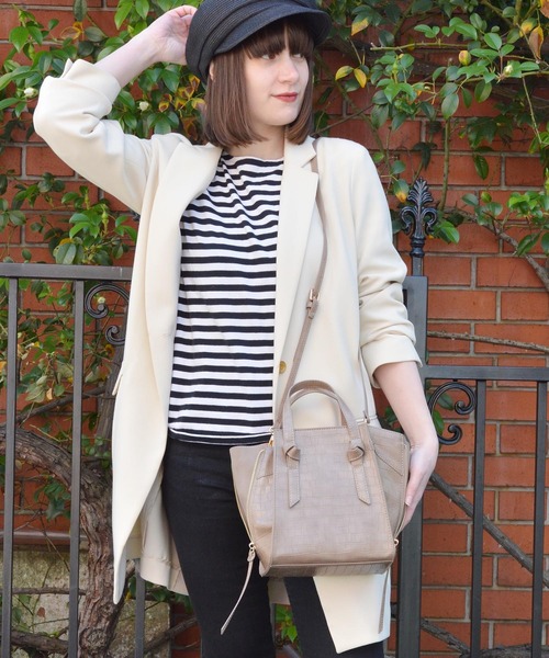 U（ユー）の「リエール 2WAYトートバッグ Sサイズ / ショルダー付き / 通勤バッグ（ビジネスバッグ・レディース・ブラック/アイボリー/ライトベージュ/ライトグレー/レッド/モカ/ブラウン/グリーン/オレンジ/ブルー系その他/その他1/その他/ブラウン系その他/ホワイト系その他/その他2/グレー系その他/ブルー系その他2/グレー系その他2/イエロー系その他/ベージュ系その他/ブラウン系その他2/グレー系その他3/イエロー系その他2/グリーン系その他/キャメル/グリーン系その他2/グリーン系その他3/ボルドー/シルバー/ブルー・FREE）」の6枚目の写真