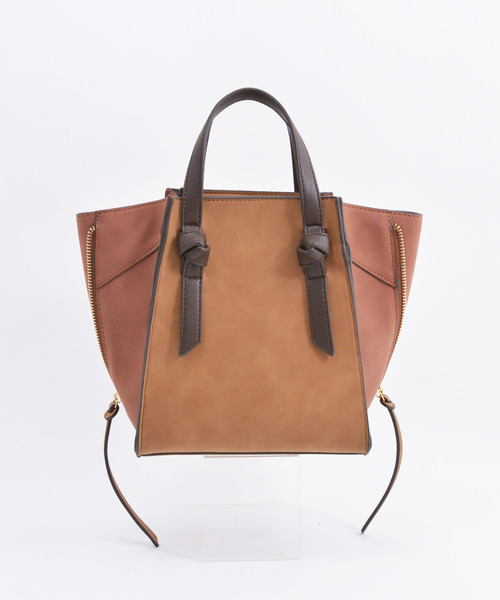 U（ユー）の「リエール 2WAYトートバッグ Sサイズ / ショルダー付き / 通勤バッグ（ビジネスバッグ・レディース・ブラック/アイボリー/ライトベージュ/ライトグレー/レッド/モカ/ブラウン/グリーン/オレンジ/ブルー系その他/その他1/その他/ブラウン系その他/ホワイト系その他/その他2/グレー系その他/ブルー系その他2/グレー系その他2/イエロー系その他/ベージュ系その他/ブラウン系その他2/グレー系その他3/イエロー系その他2/グリーン系その他/キャメル/グリーン系その他2/グリーン系その他3/ボルドー/シルバー/ブルー・FREE）」の11枚目の写真