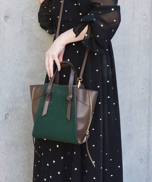 U（ユー）の「リエール 2WAYトートバッグ Sサイズ / ショルダー付き / 通勤バッグ（ビジネスバッグ・レディース・ブラック/アイボリー/ライトベージュ/ライトグレー/レッド/モカ/ブラウン/グリーン/オレンジ/ブルー系その他/その他1/その他/ブラウン系その他/ホワイト系その他/その他2/グレー系その他/ブルー系その他2/グレー系その他2/イエロー系その他/ベージュ系その他/ブラウン系その他2/グレー系その他3/イエロー系その他2/グリーン系その他/キャメル/グリーン系その他2/グリーン系その他3/ボルドー/シルバー/ブルー・FREE）」の15枚目の写真