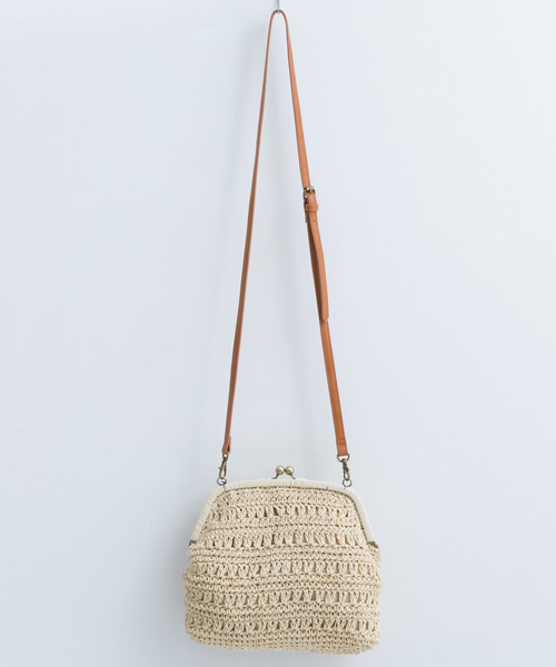 MERLOT（メルロー）の「ペーパー編みがま口ショルダーバッグ043-7601（ショルダーバッグ・レディース・ブラック/ベージュ/アイボリー・FREE）」の7枚目の写真