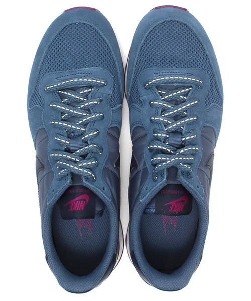 And A（アンドエー）の「NIKE INTERNATIONALIST（スニーカー・レディース・ネイビー/レッド・23.5cm/24.5cm）」の9枚目の写真