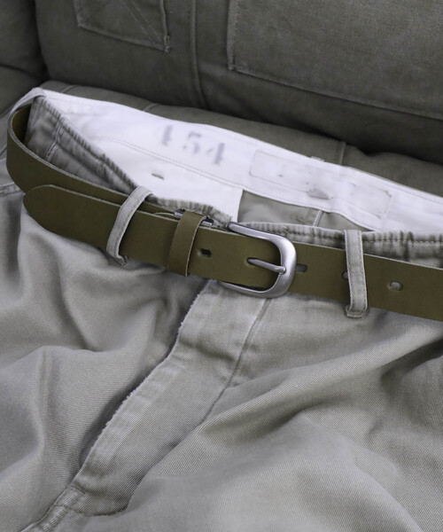 Editors Draw（エディターズドロー）の「バッファローレザー30㎜巾Basicベルト（ベルト・メンズ・ブラック/ダークブラウン/ブラウン/グレー/レッド/オリーブ/ブルー/イエロー・FREE）」の17枚目の写真