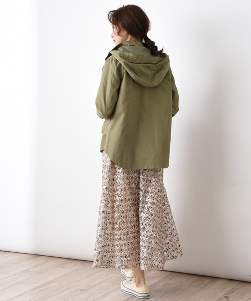 INTERPLANET（インタープラネット）の「マイクロピーチクロスフード付ショートコート（マウンテンパーカー・レディース・ベージュ/ネイビー/カーキ・FREE）」の15枚目の写真