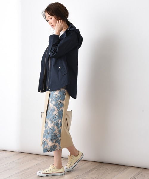 INTERPLANET（インタープラネット）の「マイクロピーチクロスフード付ショートコート（マウンテンパーカー・レディース・ベージュ/ネイビー/カーキ・FREE）」の11枚目の写真