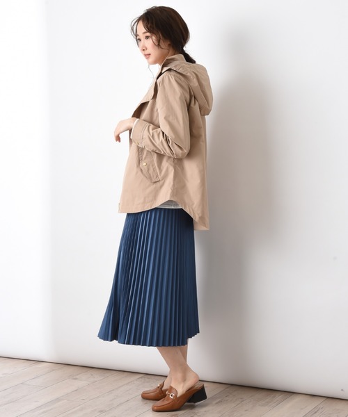 INTERPLANET（インタープラネット）の「マイクロピーチクロスフード付ショートコート（マウンテンパーカー・レディース・ベージュ/ネイビー/カーキ・FREE）」の13枚目の写真