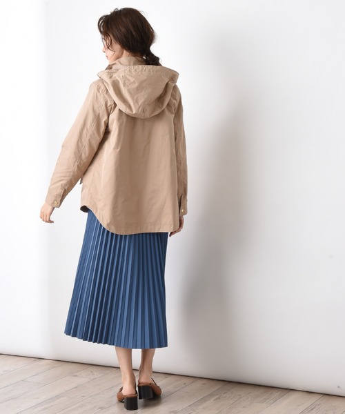 INTERPLANET（インタープラネット）の「マイクロピーチクロスフード付ショートコート（マウンテンパーカー・レディース・ベージュ/ネイビー/カーキ・FREE）」の12枚目の写真