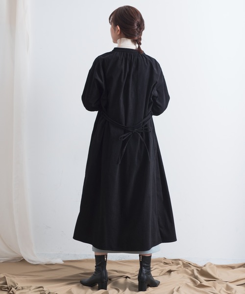 Aunt Marie's（アントマリーズ）の「AUNT MARIE'S コーデュロイバンドカラーシャツワンピース（ワンピース・レディース・ブラック/ベージュ/ブラウン/グリーン・FREE）」の8枚目の写真