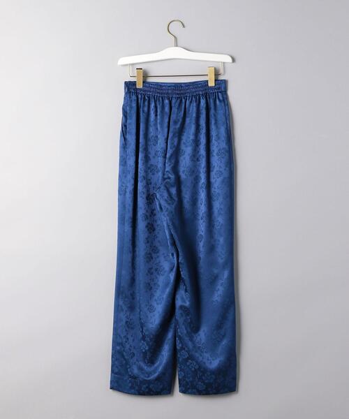 UNITED ARROWS(ユナイテッドアローズ)の「UGMSC フラワージャカード イージーパンツ(その他パンツ・レディース・ブラック/ロイヤルブルー・38/36)」の6枚目の写真