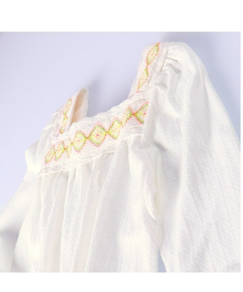 BRANSHES(ブランシェス)の「刺繍長袖トップス(Tシャツ/カットソー・キッズ・オフホワイト/ブラック・150cm/120cm/140cm/100cm/110cm/80cm/90cm/130cm)」の10枚目の写真