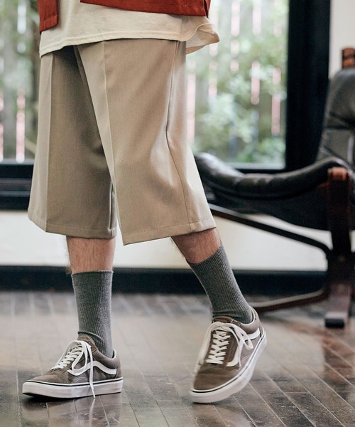 MONO-MART（モノマート）の「TRストレッチ 6分丈 クロップド ワイド ショーツ（その他パンツ・メンズ・ブラック/ネイビー/ブラウン/グレー系その他/ベージュ系その他/ベージュ系その他2・S/M/L）」の5枚目の写真