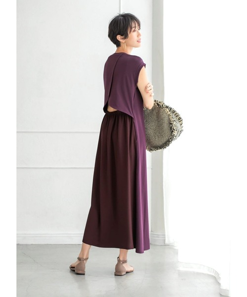 STYLE DELI(スタイルデリ)の「背面ジョーゼット切替カットソーワンピース(ワンピース・レディース・パープル/グリーン・01/02)」の4枚目の写真