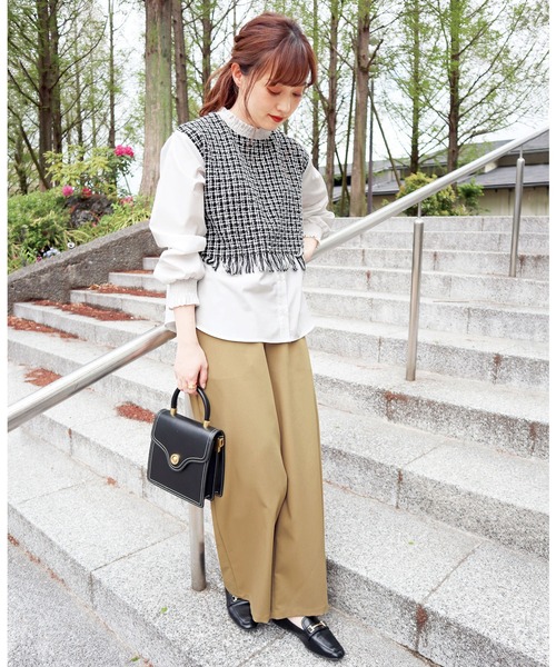 GeeRA（ジーラ）の「《インスタグラマーてらさん着用》ツイード切替デザイントップス（シャツ/ブラウス・レディース・ブラック/ベージュ・LARGE/MEDIUM/X-LARGE）」の14枚目の写真