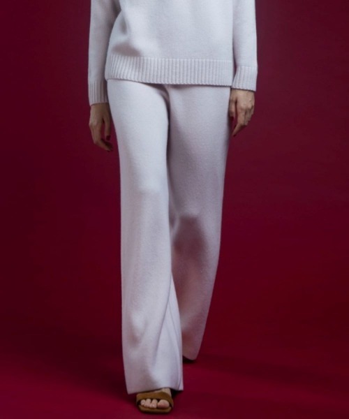 Sov.（ソブ）の「AURORA　 ロイヤルカシミヤパンツ（その他パンツ・レディース・ベビーピンク/ブラウン・38/36）」の2枚目の写真