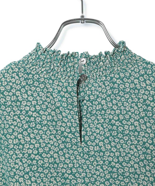 ADAM ET ROPE'（アダムエロペ）の「タックパフスリーブブラウス（シャツ/ブラウス・レディース・ブラック/グリーン・FREE）」の9枚目の写真