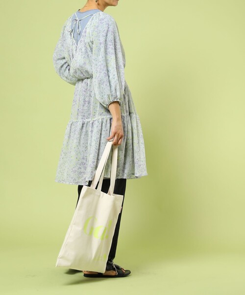 FREAK'S STORE（フリークスストア）の「parterre/パルテール GARDEN柄ティアードワンピース（ワンピース・レディース・ブラック/グレー・ﾌﾘ-）」の10枚目の写真