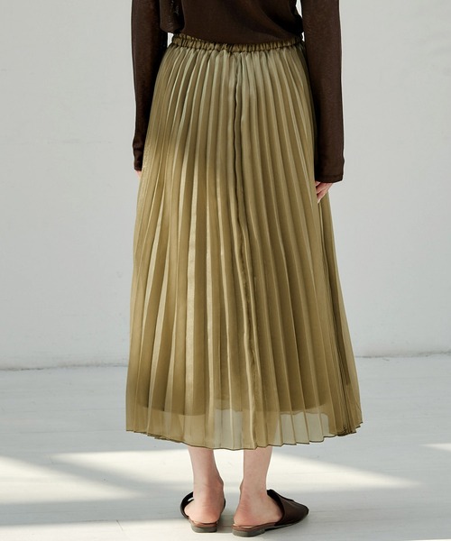 EMMA(EMMA CLOTHES)(エマ)の「【EMMA】シャイニーポプリンプリーツスカート(スカート・レディース・ライトグレー/ベージュ/カーキ/ラベンダー・FREE)」の8枚目の写真