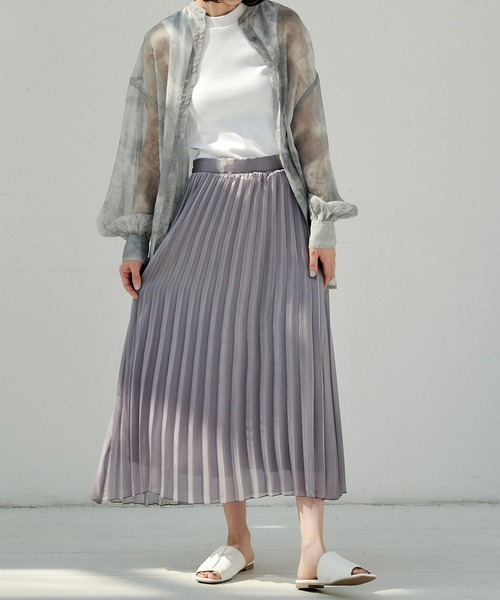 EMMA(EMMA CLOTHES)(エマ)の「【EMMA】シャイニーポプリンプリーツスカート(スカート・レディース・ライトグレー/ベージュ/カーキ/ラベンダー・FREE)」の5枚目の写真