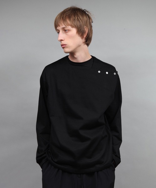 ato（アトウ）の「buttoned pull-over jersey（Tシャツ/カットソー・メンズ・ホワイト/ブラック/ネイビー/オレンジ・46/48）」の3枚目の写真