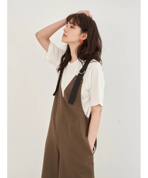 Editt by YECCA VECCA（エディットバイイェッカヴェッカ）の「麻混サロペット　＊（サロペット/オーバーオール・レディース・ブラック/キャメル/カーキ・FREE）」の9枚目の写真