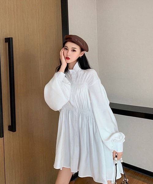 Bifrost（ビフレスト）の「シャーリングシャツワンピース（シャツワンピース・レディース・ホワイト/ブラック・FREE）」の13枚目の写真