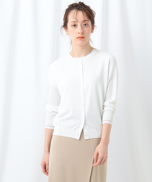 INDIVI（インディヴィ）の「◆【WEB限定/2点セット】クルーネックアンサンブルニット（アンサンブル・レディース・ブラック/オフホワイト/ブルー/ライトベージュ・38/34）」の2枚目の写真