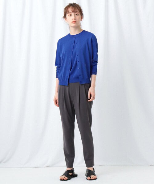 INDIVI（インディヴィ）の「◆【WEB限定/2点セット】クルーネックアンサンブルニット（アンサンブル・レディース・ブラック/オフホワイト/ブルー/ライトベージュ・38/34）」の17枚目の写真