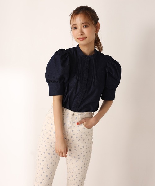 one after another NICE CLAUP(ワンアフターアナザーナイスクラップ)の「はしごレースパフ袖ブラウス(シャツ/ブラウス・レディース・ブラック/オフホワイト/インディゴブルー/ストライプ・FREE)」の22枚目の写真