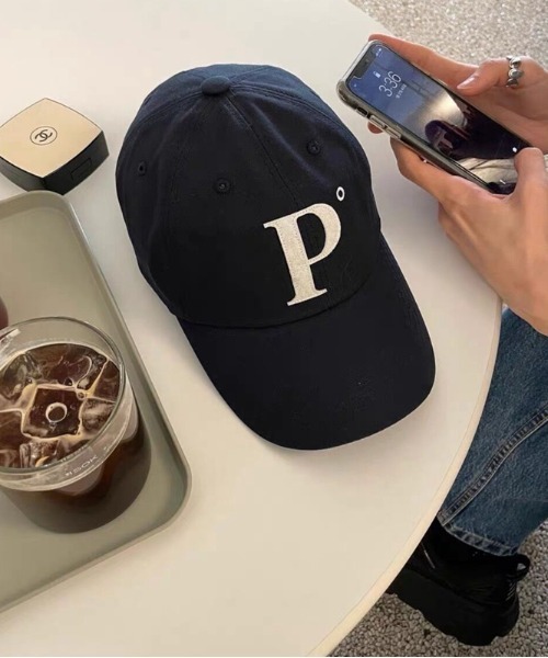 MANGROVE（マングローブ）の「Ｐロゴキャップ（キャップ・レディース・ブラック/グレー/ライトベージュ/ブルー/ライトピンク/ネイビー・FREE）」の4枚目の写真