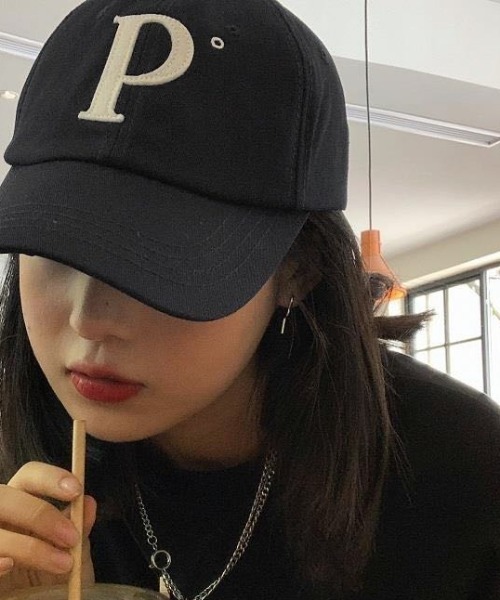 MANGROVE（マングローブ）の「Ｐロゴキャップ（キャップ・レディース・ブラック/グレー/ライトベージュ/ブルー/ライトピンク/ネイビー・FREE）」の13枚目の写真