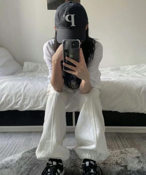 MANGROVE（マングローブ）の「Ｐロゴキャップ（キャップ・レディース・ブラック/グレー/ライトベージュ/ブルー/ライトピンク/ネイビー・FREE）」の7枚目の写真