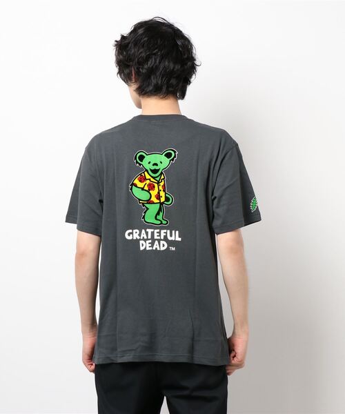 Request（リクエスト）の「【REQUEST】 Grateful Dead 16/-空紡糸 フロッキープリント Tシャツ（Tシャツ/カットソー・メンズ・チャコールグレー/ホワイト系その他/ブラック・2/3）」の3枚目の写真