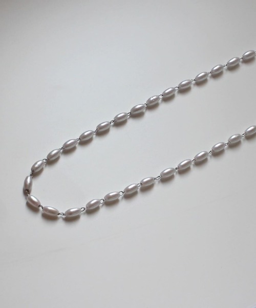 y/m by sawa(イムバイサワ)の「SAWA×y/m ミニアクリルパールネックレス(ネックレス・メンズ・ホワイト・FREE)」の5枚目の写真