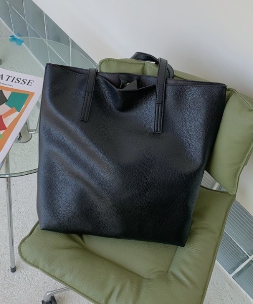 Loco Ocean（ロコオーシャン）の「インナーポーチ付きフェイクレザースクエアトートバッグ（トートバッグ・レディース・ブラック/マスタード/グリーン・ONE SIZE）」の5枚目の写真