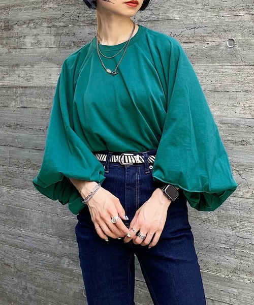 PAGEBOY（ページボーイ）の「オニスリーブLS（Tシャツ/カットソー・レディース・ブラック/オフホワイト/グリーン/グレイッシュベージュ/アクア・FREE）」の4枚目の写真