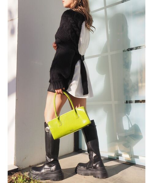 EVRIS（エヴリス）の「ベルテッドプラットフォームミドルブーツ（ブーツ・レディース・ブラック・SMALL/MEDIUM/LARGE）」の4枚目の写真