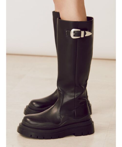 EVRIS（エヴリス）の「ベルテッドプラットフォームミドルブーツ（ブーツ・レディース・ブラック・SMALL/MEDIUM/LARGE）」の11枚目の写真