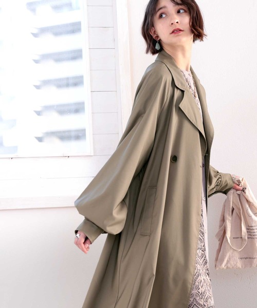 classicalelf（クラシカルエルフ）の「マニッシュにキマる。ボリュームスリーブロングトレンチコート（トレンチコート・レディース・ブラウン/カーキ/グレイッシュベージュ・MEDIUM/LARGE/X-LARGE）」の21枚目の写真