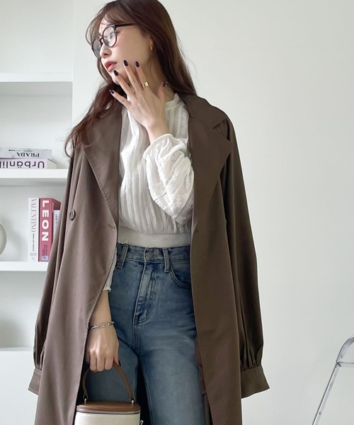 classicalelf（クラシカルエルフ）の「マニッシュにキマる。ボリュームスリーブロングトレンチコート（トレンチコート・レディース・ブラウン/カーキ/グレイッシュベージュ・MEDIUM/LARGE/X-LARGE）」の11枚目の写真