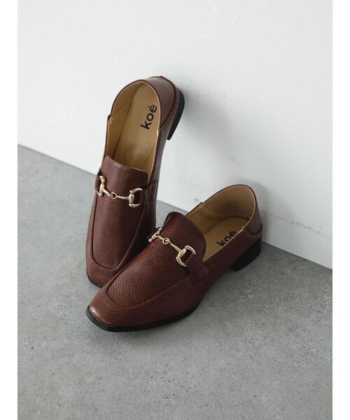 koe（コエ）の「ビット金具ローファー*（ローファー・レディース・ベージュ/オフホワイト/ブラック/ブラウン・L/M）」の8枚目の写真